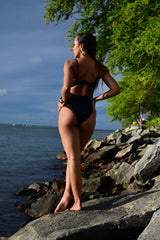 Noir Line Underwire One-Piece